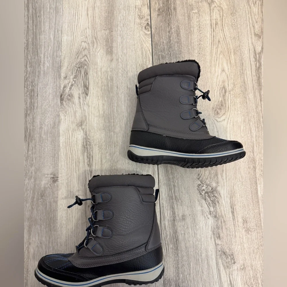 totes sturdy black